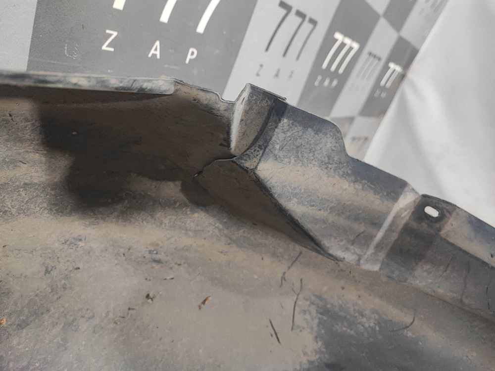 Подкрылок задний левый Skoda Rapid 1 12-20 Б/У Оригинал 5JA810969B