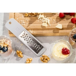 Zwilling - Мини-терка для овощей, 16 см, серая / артикул   36610-000-0  / GTIN 4009839641169