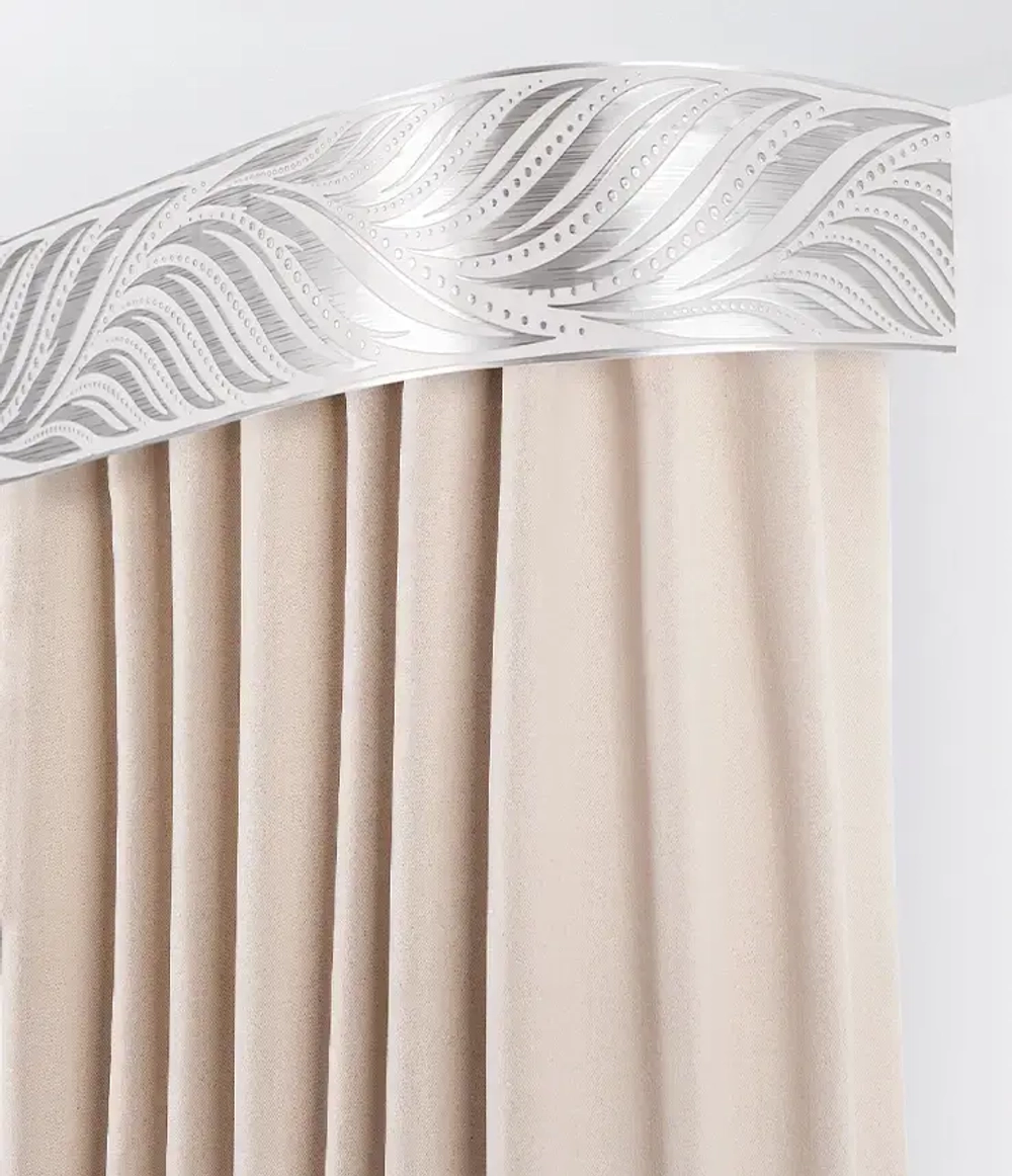 Пластиковый карниз с тиснением Legrand 2-х рядный Феникс 2400 мм