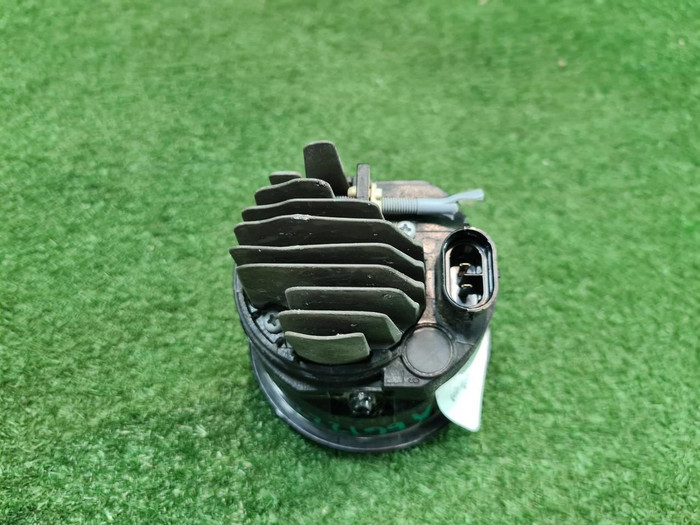 ПТФ левая Toyota Camry XV50 XV70 (2017-2021) LED