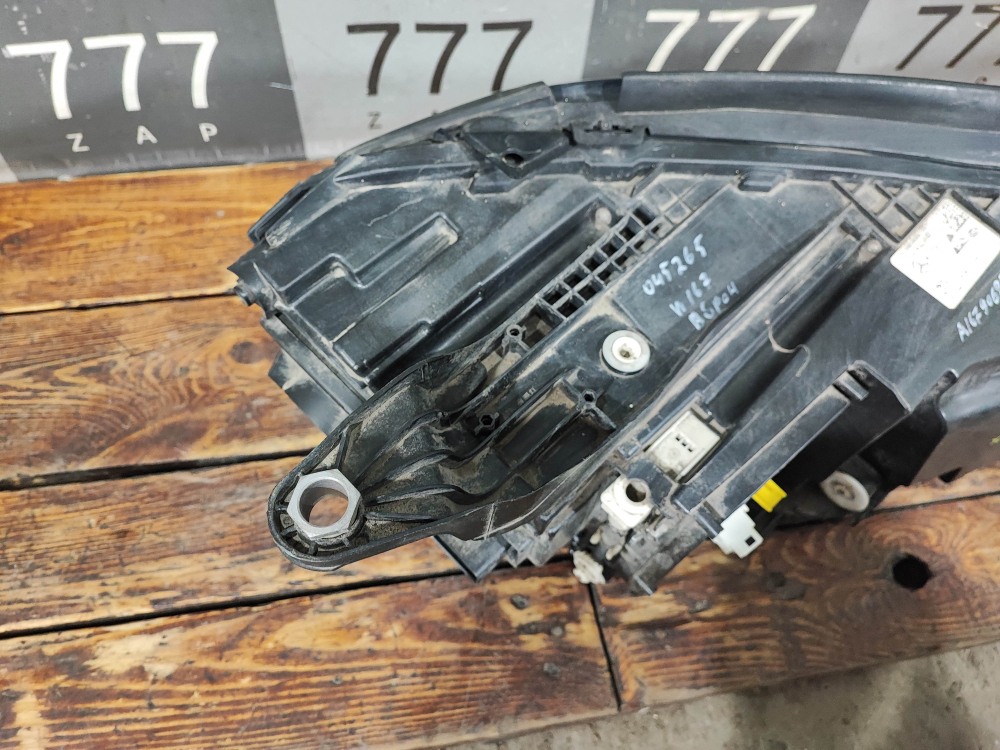 Фара левая Adaptive LED Mercedes GLE (V167) 18-нв Б/У Оригинал A1679064104