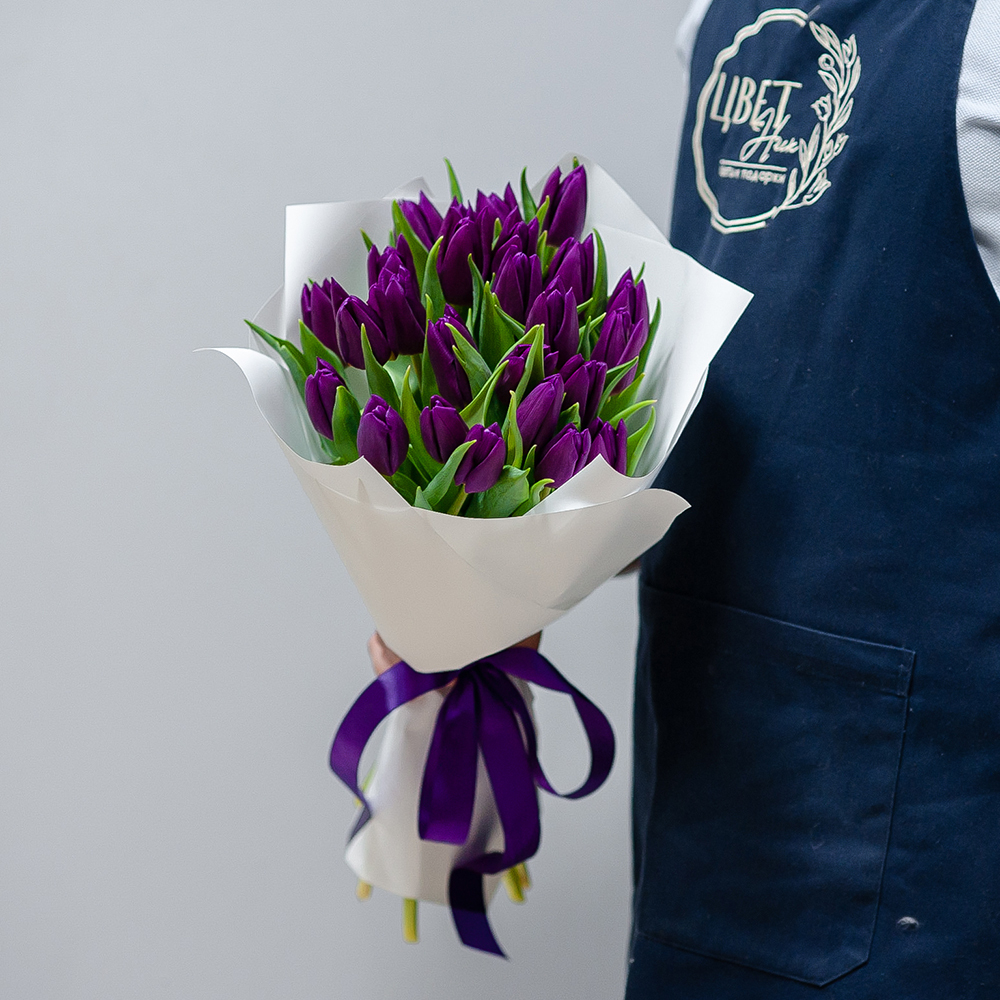 Фиолетовые тюльпаны