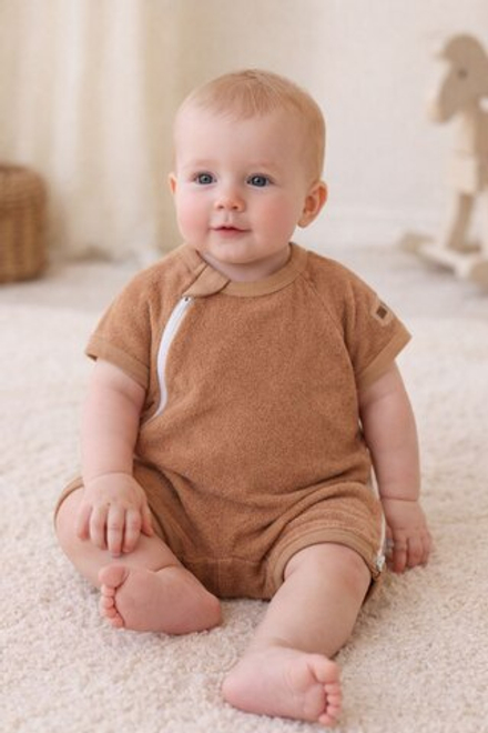 Махровый полукомбинезон-песочник на молнии RinaAmari Светлый кофе