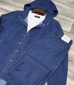 Джинсовый костюм Kiton