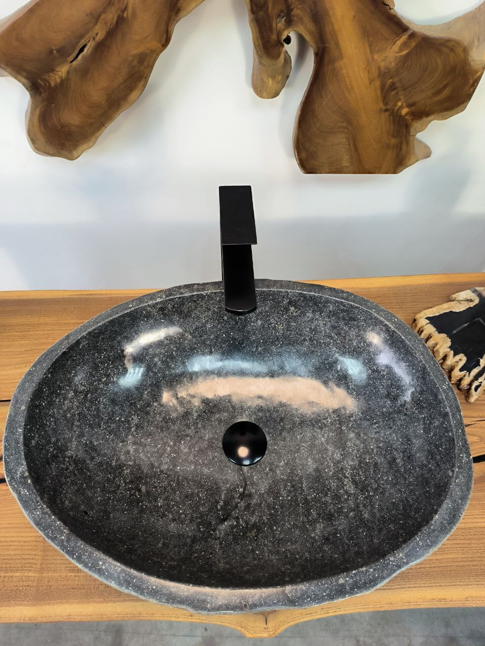 Раковина из речного камня RS-65905 58х43х16 из натурального камня