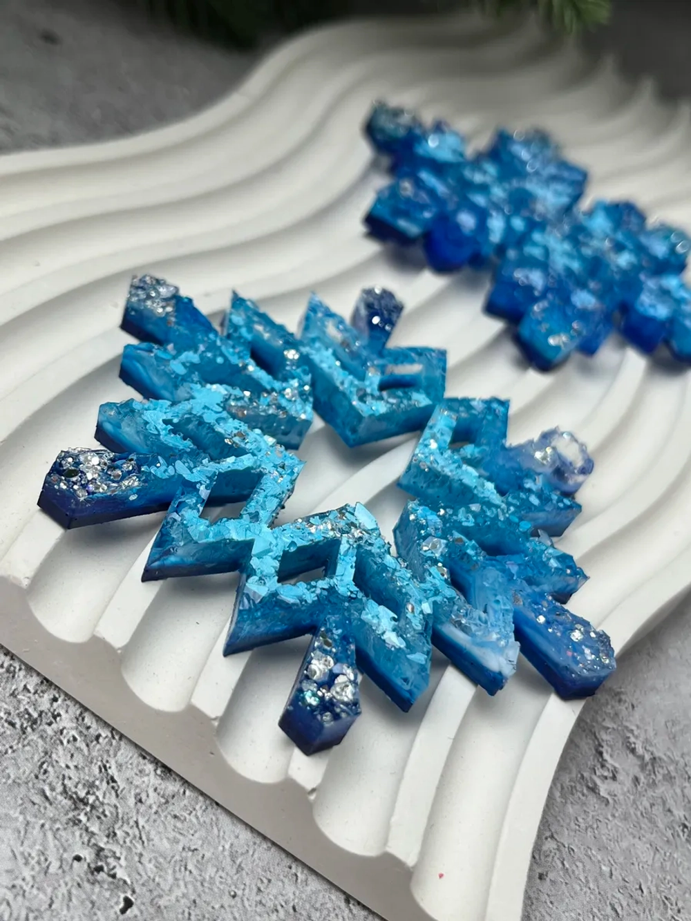 Набор новогодних елочных игрушек Снежинки 2 шт