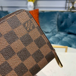 Louis Vuitton Zippy Wallet