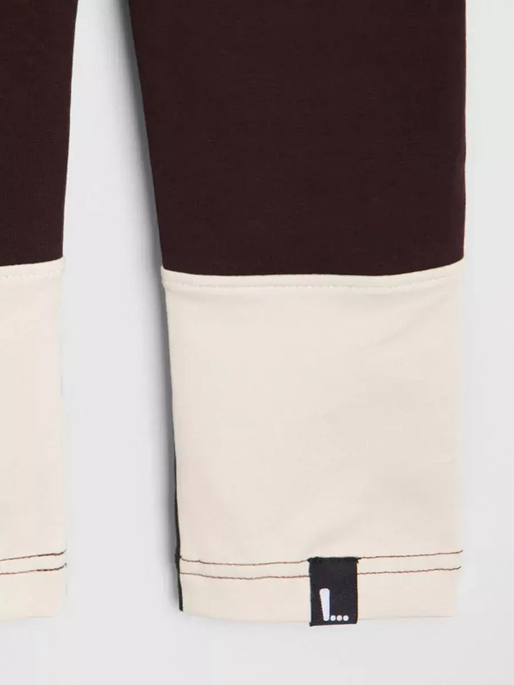 Костюм для девочки в садик спортивный