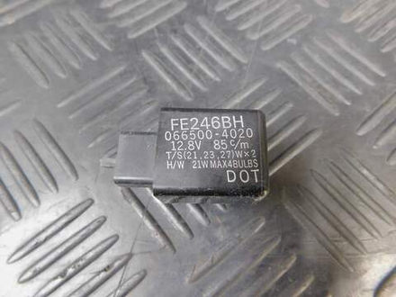 Реле поворотников Yamaha TDM850 RN03J 2001
