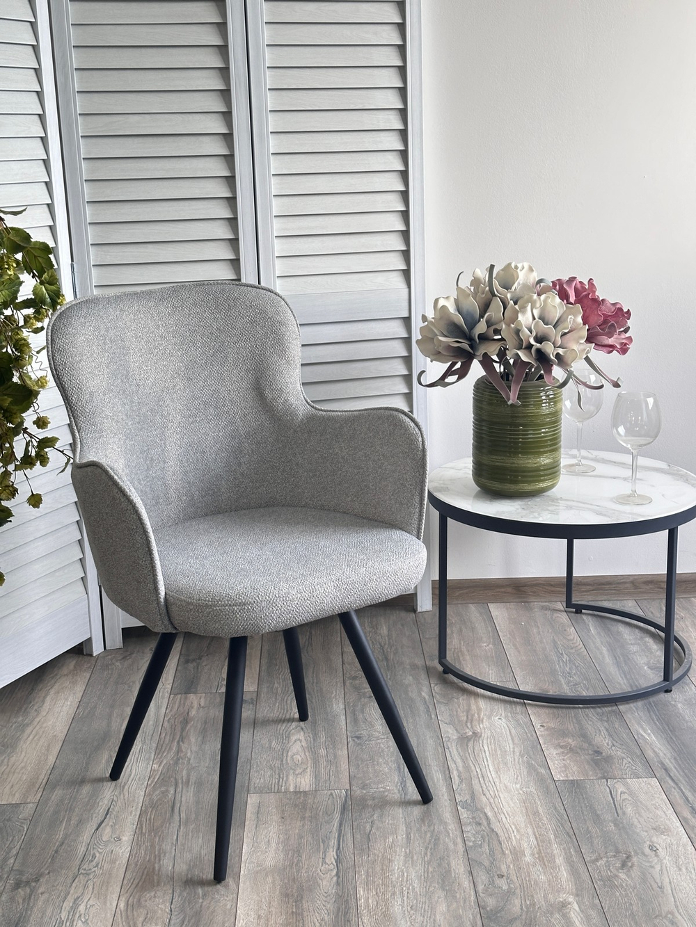 Стул М-City DISAUR Altair поворотный на поворотный на 360 градусов, Ns10 Серый, букле, Черный каркас,