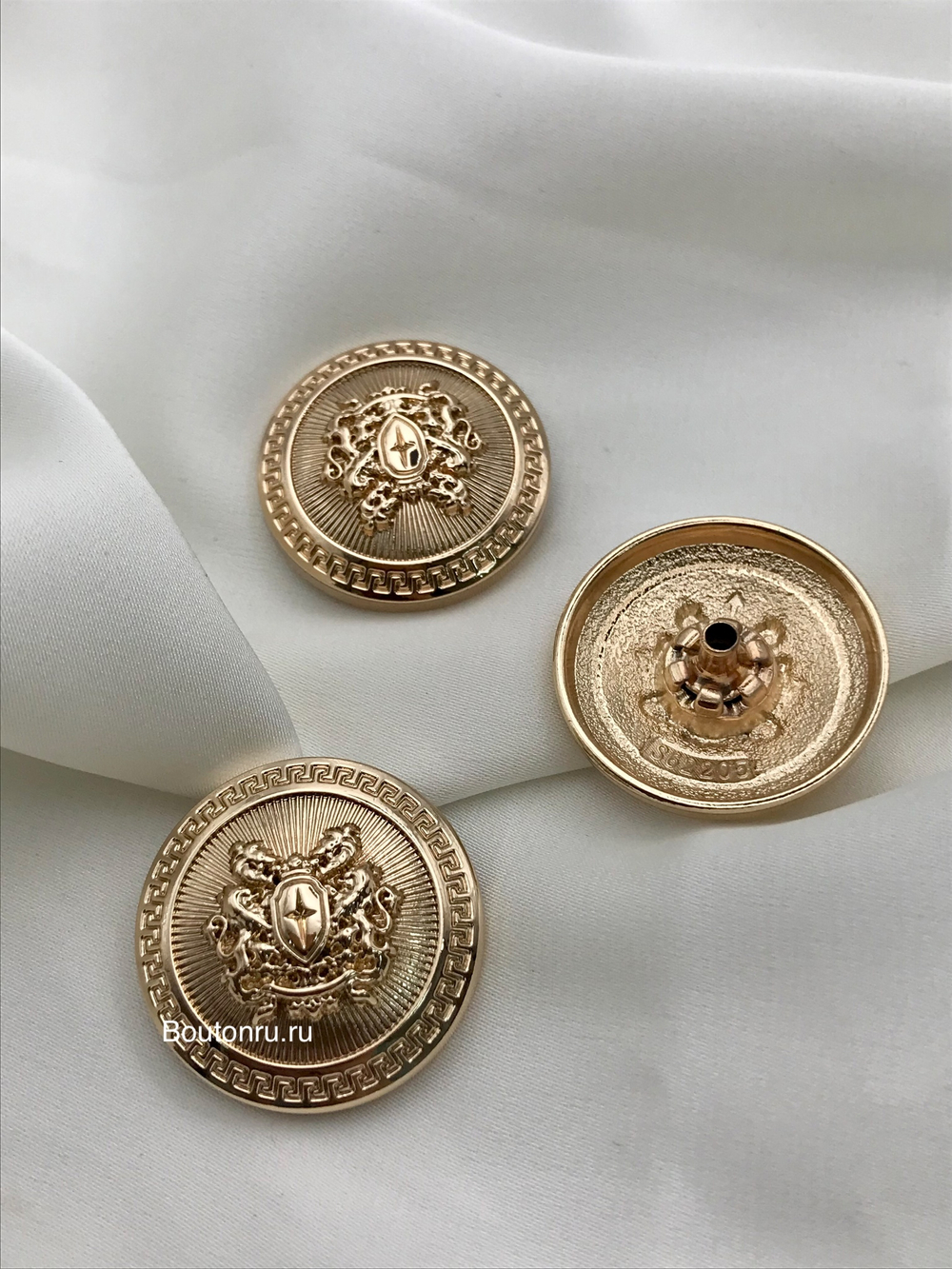 Шляпка под установочные кнопки золото герб