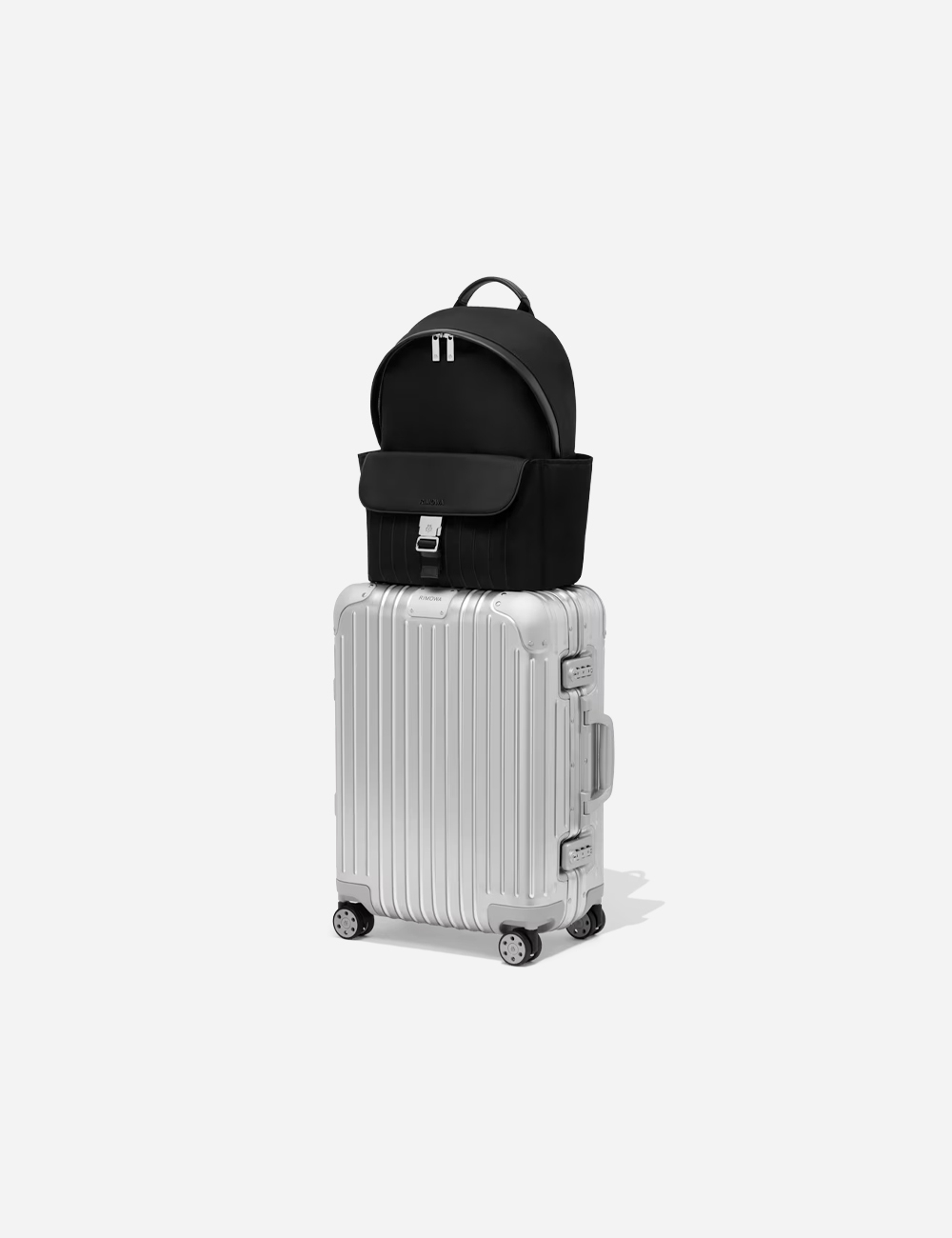 Рюкзак Rimowa Zipped Medium "Black"