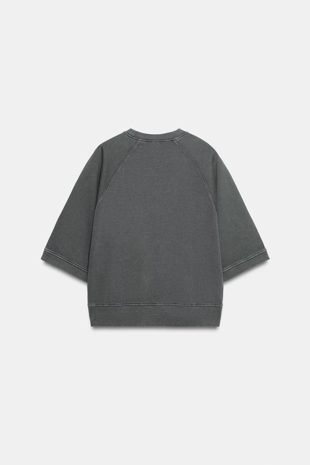 ZARA ТОЛСТОВКА С НАДПИСЬЮ, УГОЛЬНЫЙ