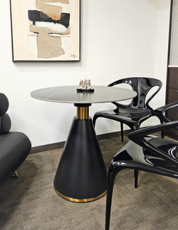 Стол черный Piza