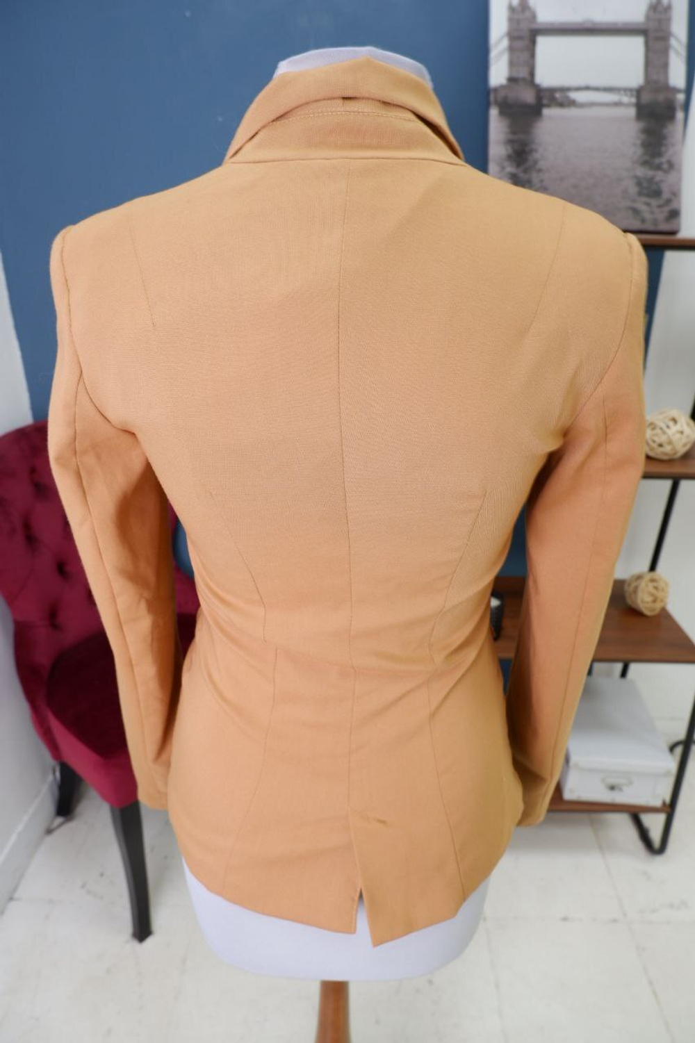 Жакет Bershka светлый 44 размер