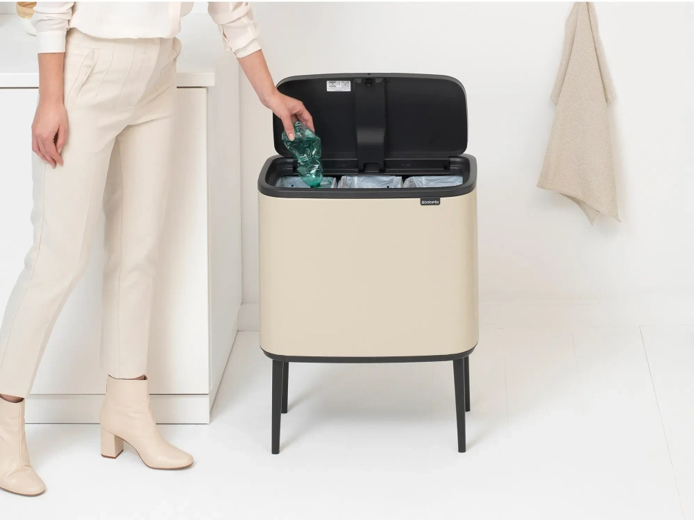 Brabantia Контейнер для мусора Bo Touch 3x11 л бежевый