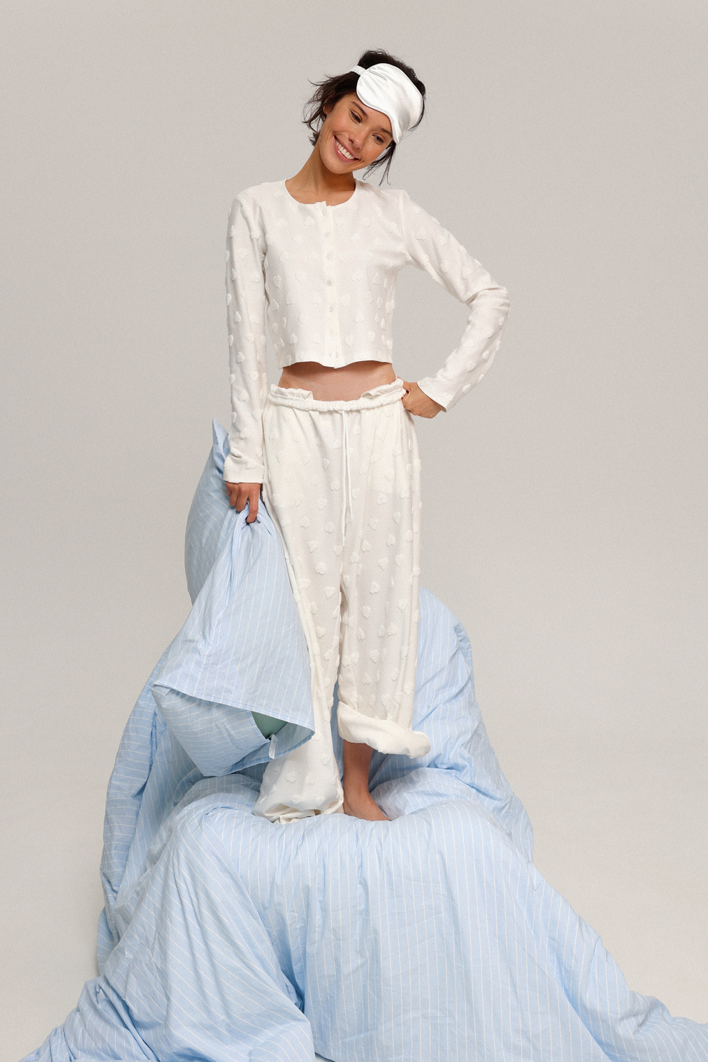 Брюки на тонкой резинке