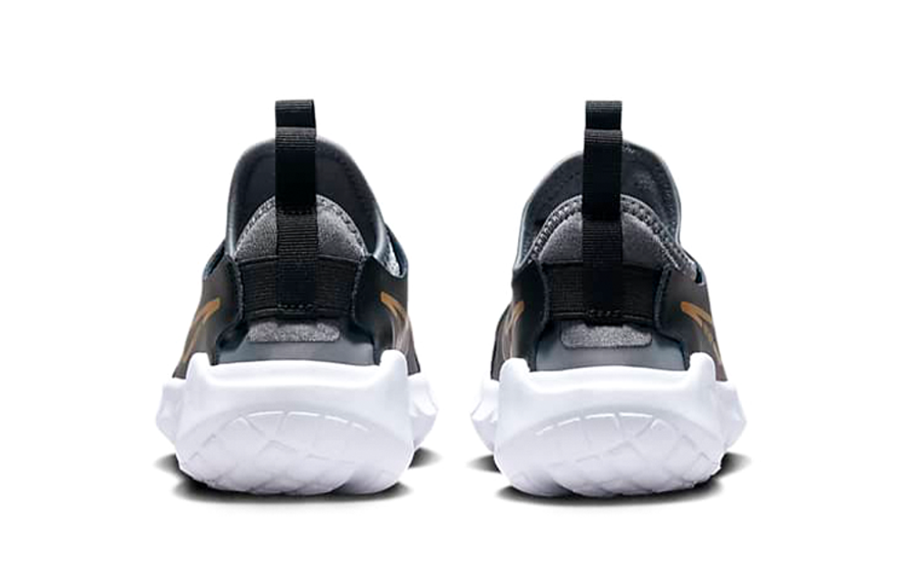 Детские кроссовки Nike Flex Runner 2 'Black Metallic Gold' DJ6040-007