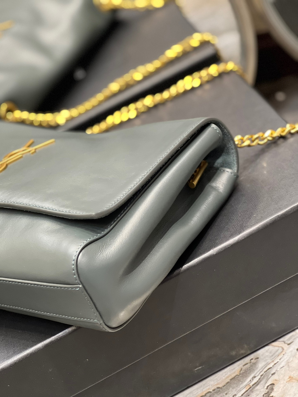 Saint Laurent Kate Medium Reversible Chain Bag 28 cm