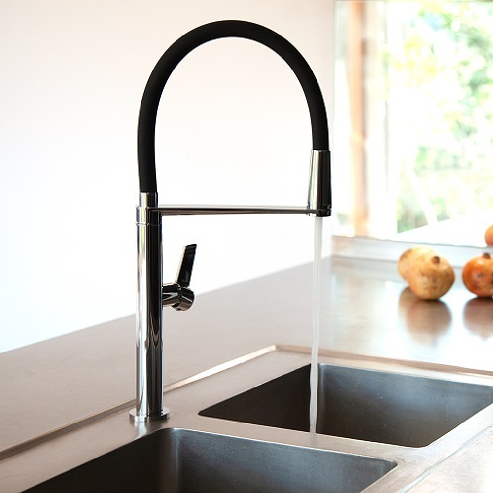 Смеситель для кухни с магнитным держателем и гибким шлангом KITCHEN MAGNET 388801MCNC никель