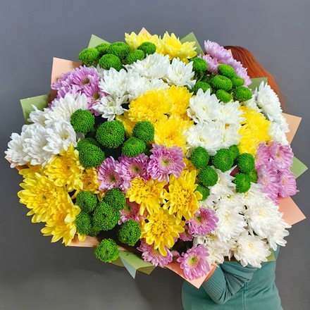 Букет из 21 кустовой хризантемы микс