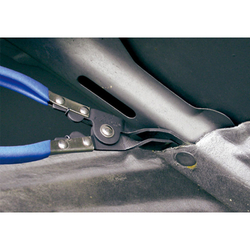 KING TONY (9TC101) Щипцы для снятия пластикового крепежа 230 мм