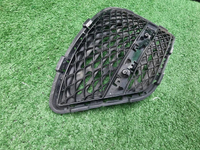 Решетка перед. бампера Mercedes S W222 (13-17) AMG