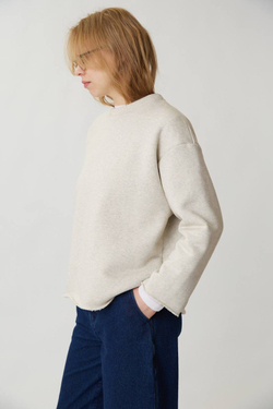 Объемный топ из серого футера