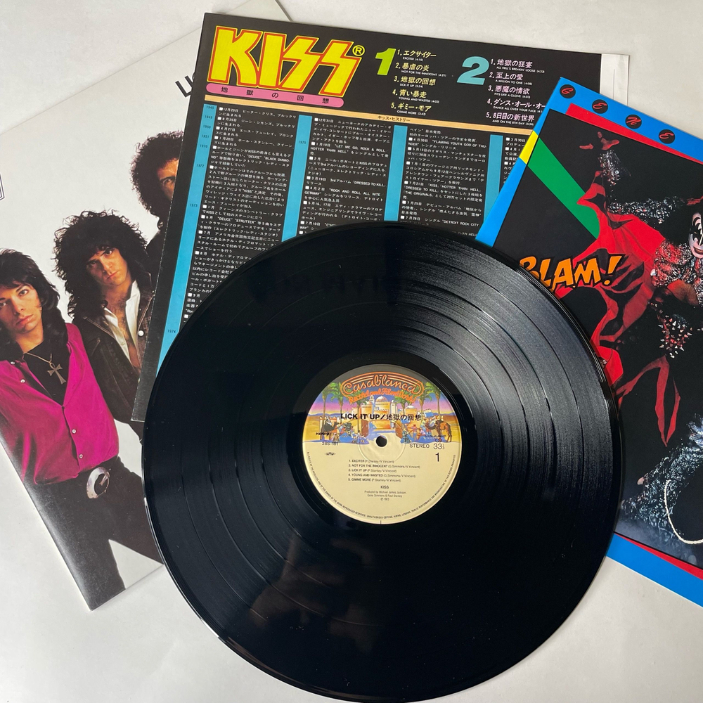 Винтажная виниловая пластинка LP Kiss Lick It Up (Япония 1983) (Без Оби)