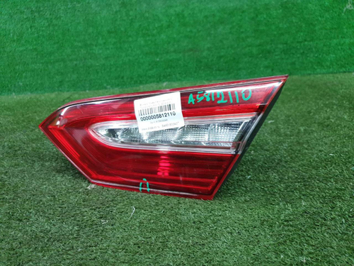 Фонарь правый внутр. Toyota Camry 8 XV70 17-нв LED