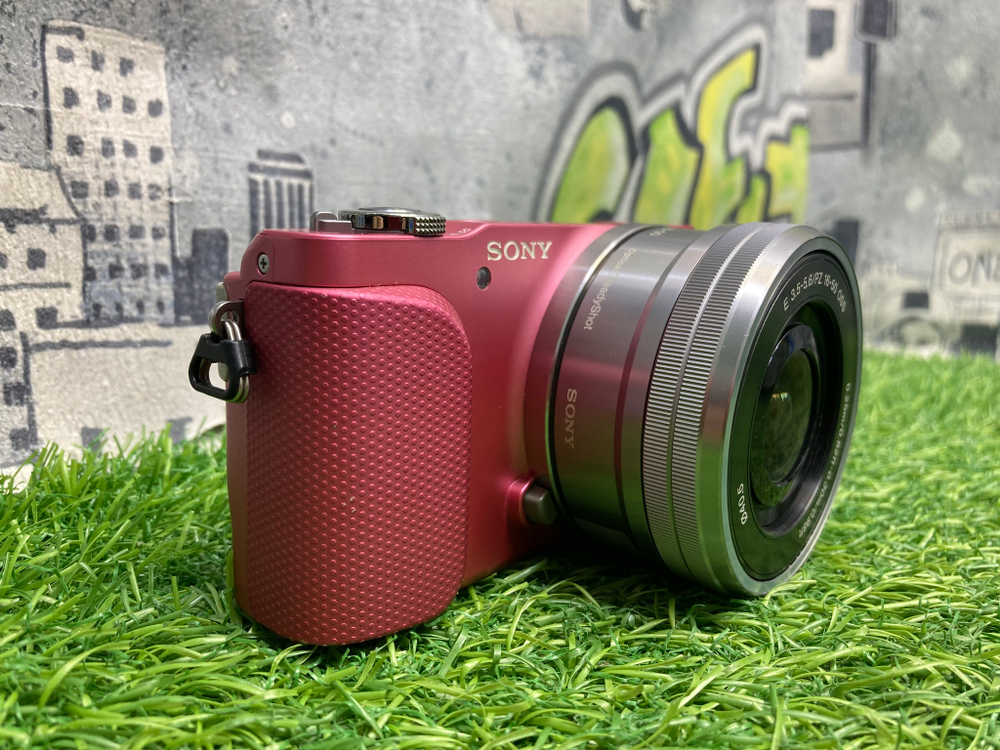 Sony NEX-3N Kit 16-50mm 4.250 кадров