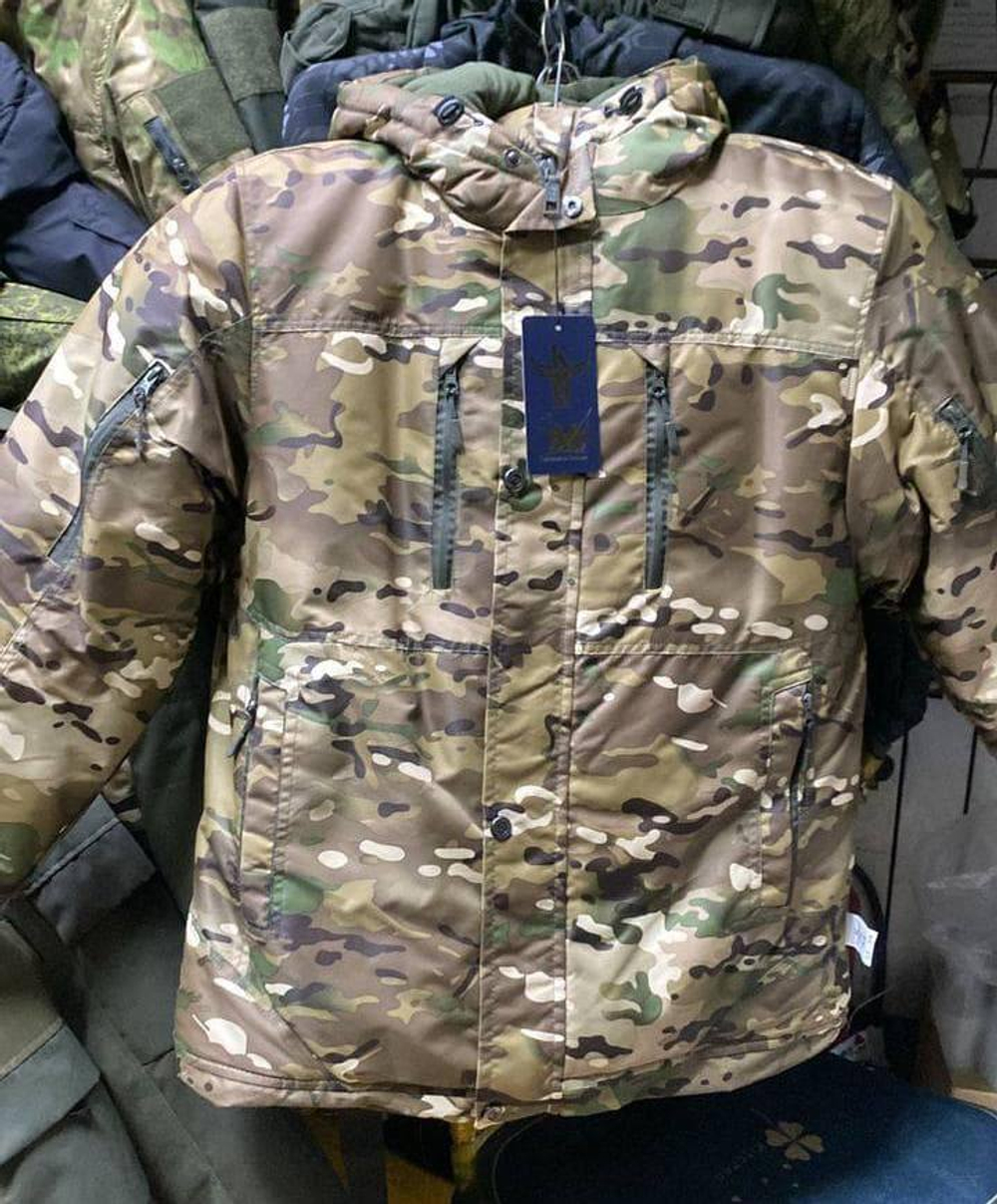 Зимний мужской костюм из куртки и полукомбинезона