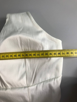 Платье с открытыми плечами, маркировка S, визуально 44 размер