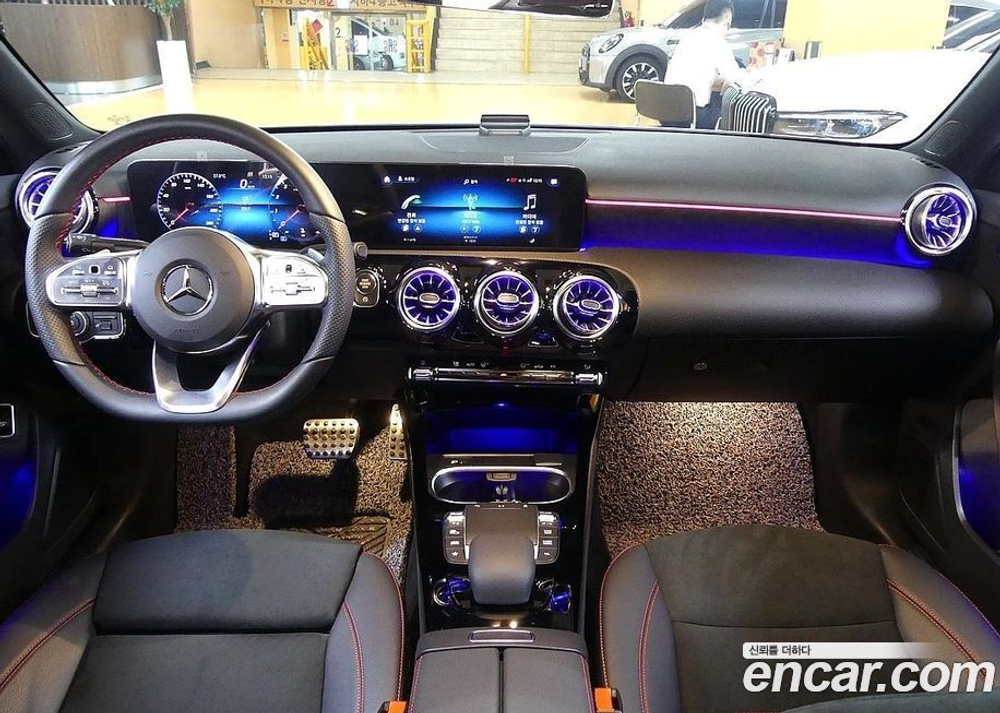 Mercedes-Benz A-Class W177 A250 4MATIC Sedan (08.2022)
