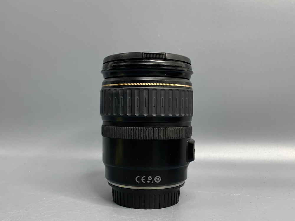 Canon EF 28-135mm 3.5-5.6 IS USM царапка на передней линзе