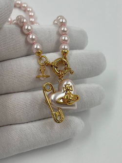 Колье бледно-розовое Vivienne Westwood