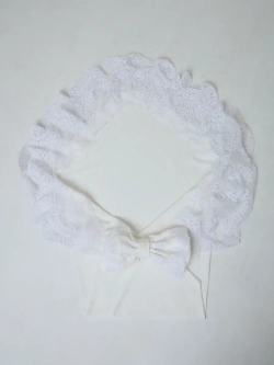 Кружевной уголок и бант на выписку