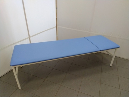 Кушетка медицинская