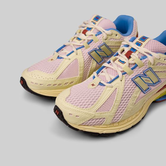 Кроссовки New Balance 1906R 