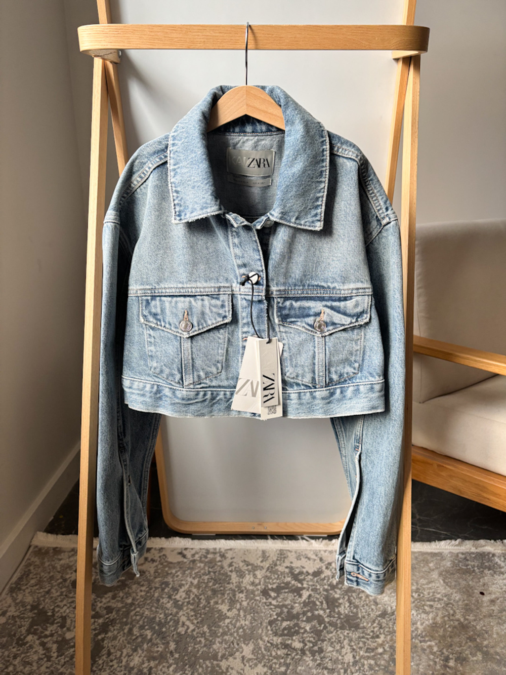 Новая джинсовая куртка Zara, S
