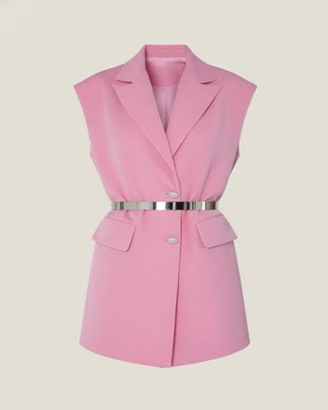 Жилет оверсайз в нежно розовом