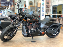 Harley-Davidson® Softail® FXDR™ 114, 2019