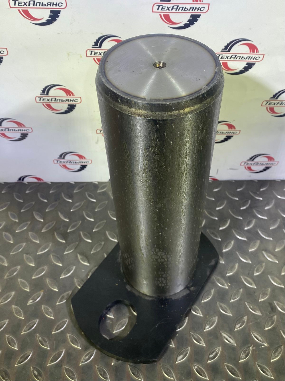 Палец 424-70-41910