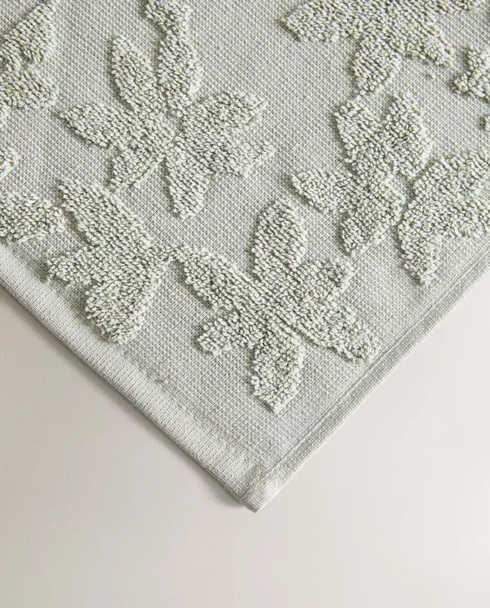 ZARA HOME ЖАККАРДОВОЕ ПОЛОТЕНЦЕ С ЦВЕТОЧНЫМ УЗОРОМ, СИНИЙ