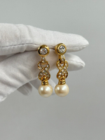 Серьги с «жемчугом» и кристаллами