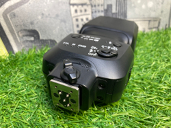 Nikon Speedlight SB-500