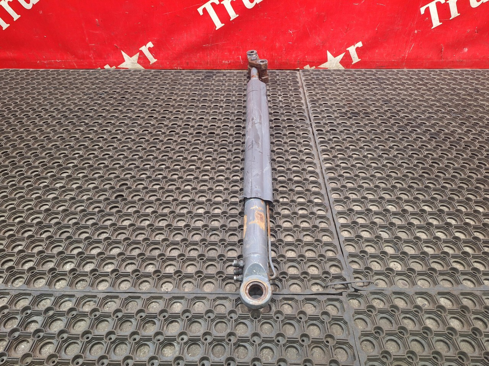 Цилиндр подъема кабины 2018г