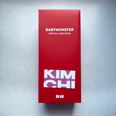 Официальный лайтстик BABYMONSTER (с дефектом коробки)