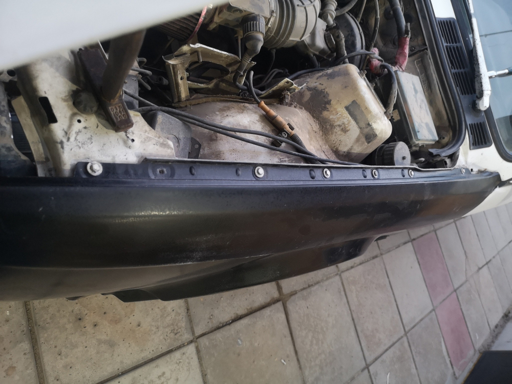 BMW E30 Крыло правое (Реплика "Стекловолокно")