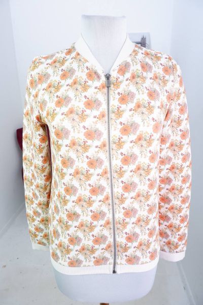 60 новинок среды: Colin’s, Imperial, Burmatikov, Triumph, Bianca, Zara и другие бренды 60 новинок среды: Colin’s, Imperial, Burmatikov, Triumph, Bianca, Zara и другие бренды